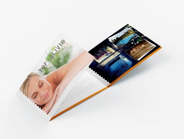 Folder in de oude huisstijl van het saunacentrum